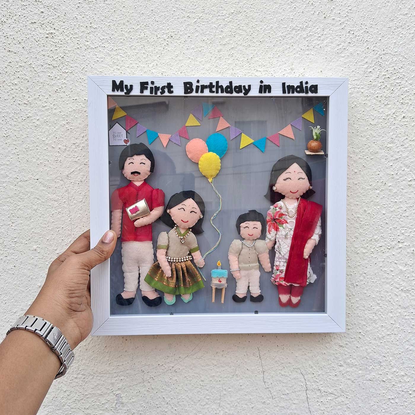 Buy Personalized Family Themed Felt Frame With Kids Online On Zwende