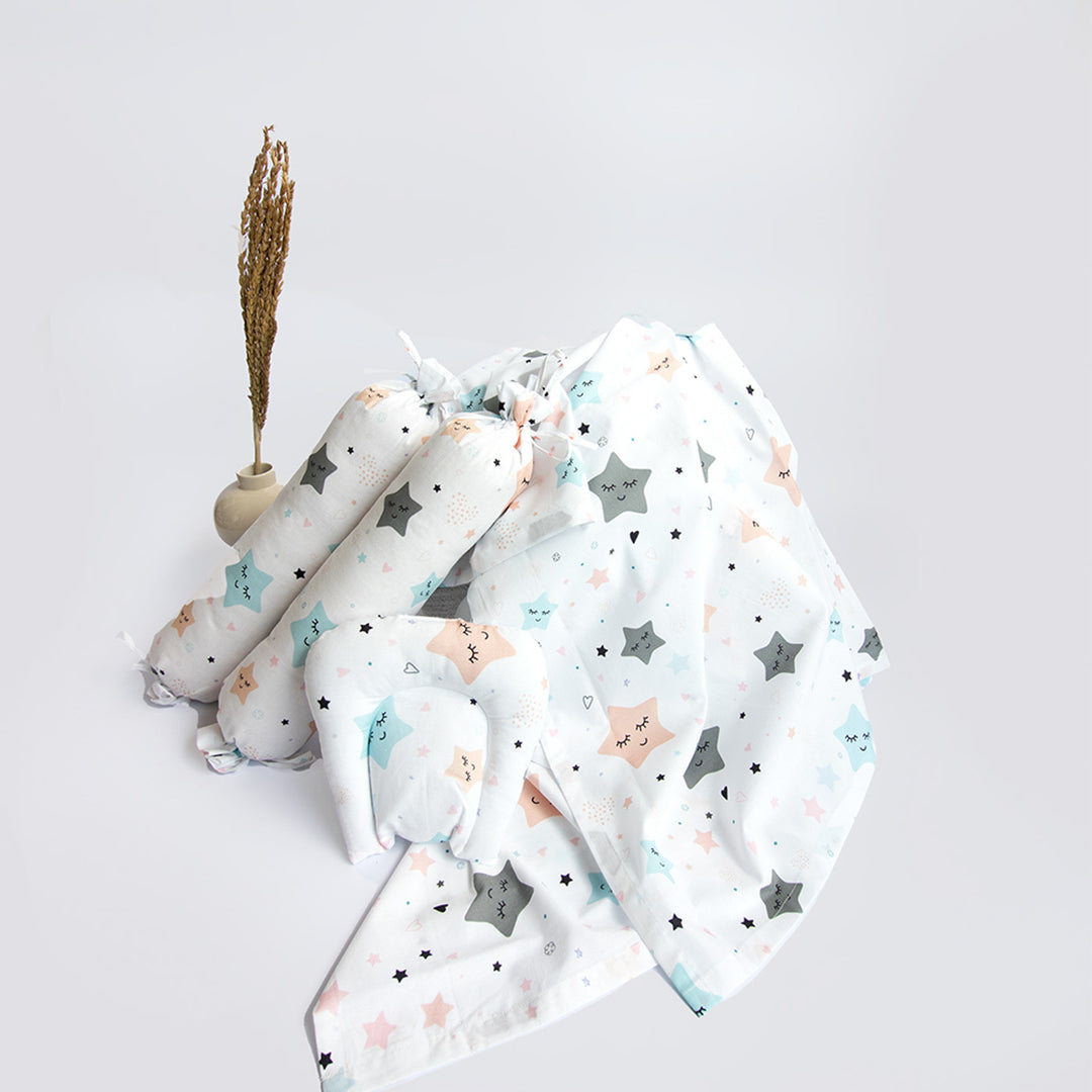8 Pc | Personalized Stars Baby Bedding Gift Basket | 0-4 Years