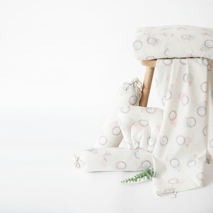 6 Pc | Personalized Cute Infant Bedding Gift Basket Set | 0-4 Years