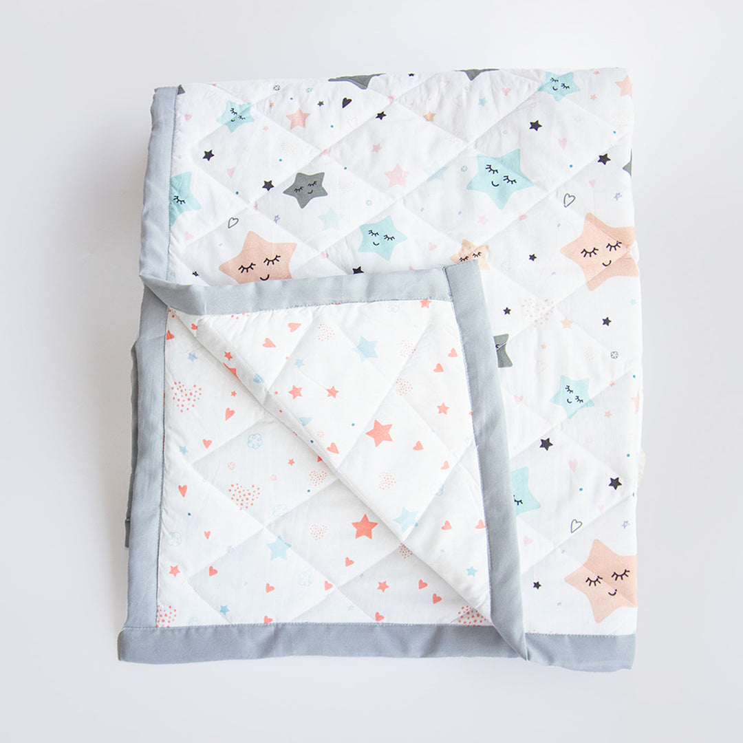 6 Pc | Personalized Star Theme Infant Bedding Gift Basket Set | 0-4 Years