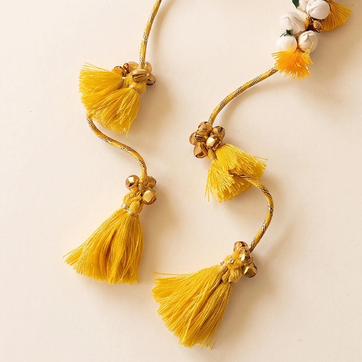 Handcrafted Shola Marigold & Jasmine Gajra With Tassel & Ghunghroo