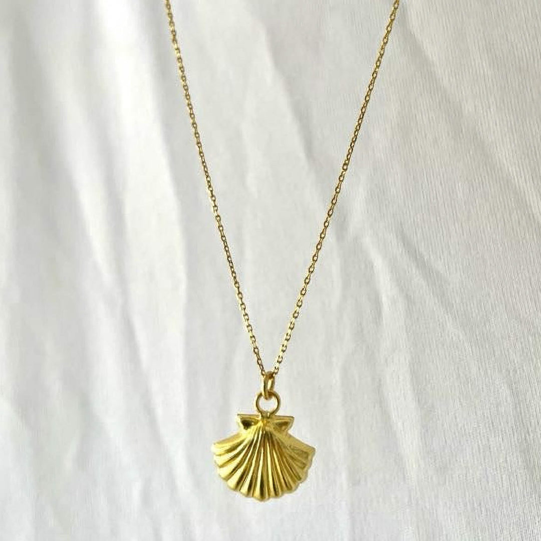 Handmade Golden Shell Pendant Brass Necklace