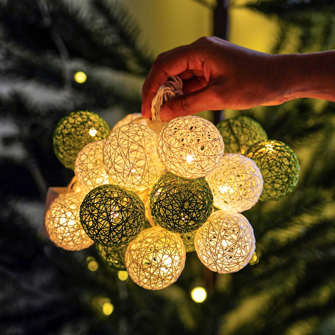 3m, 20 Bulbs | Handcrafted Yarn Spherical LED Fairy Lights - Green & White