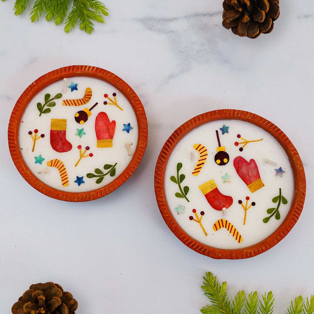 Handmade Soy Wax & Pressed Flower Terracota Candles For Christmas Decoration | Set Of 4
