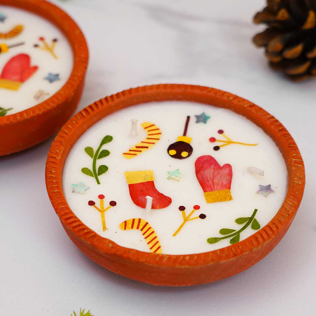 Handmade Soy Wax & Pressed Flower Terracota Candles For Christmas Decoration | Set Of 4