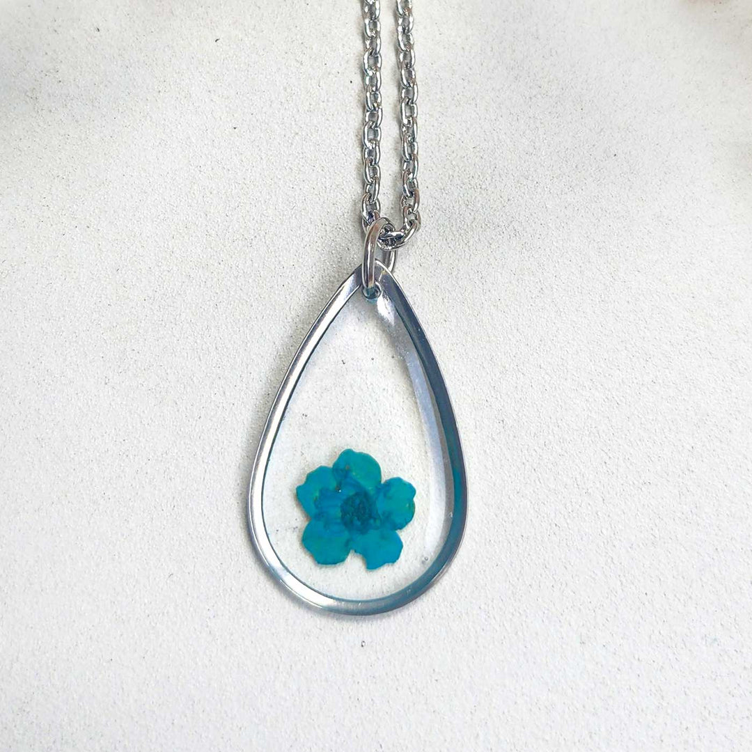 Handmade Pressed Flower Art Bluebell Resin Necklace