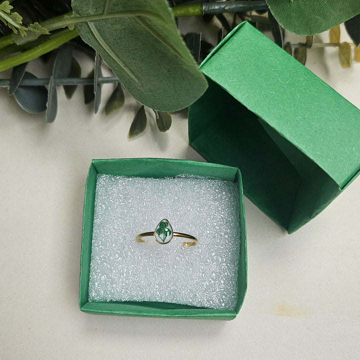 Handmade Pressed Flower Art Green Resin Ring With Origami Ring Box