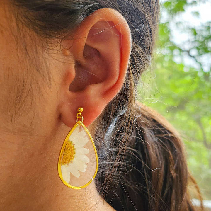 Handmade Pressed Flower Art White Daisy Resin Earrings