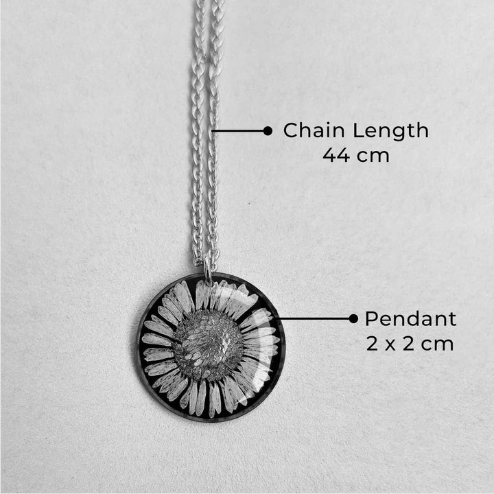 Handmade Pressed Flower Art White And Black Resin Necklace