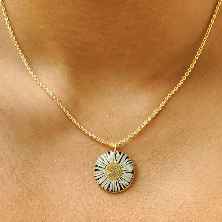 Handmade Pressed Flower Art White And Black Resin Necklace