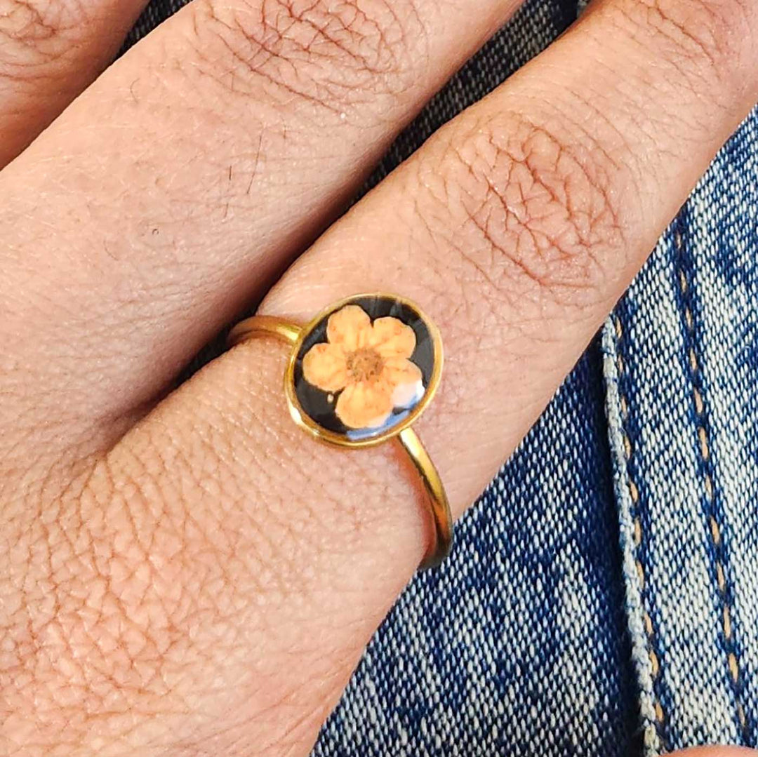 Handmade Pressed Flower Art Orange Black Resin Ring With Origami Ring Box