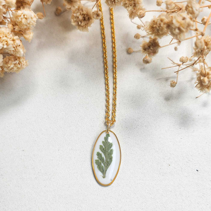 Handmade Pressed Flower Art Green Leaf Resin Necklace