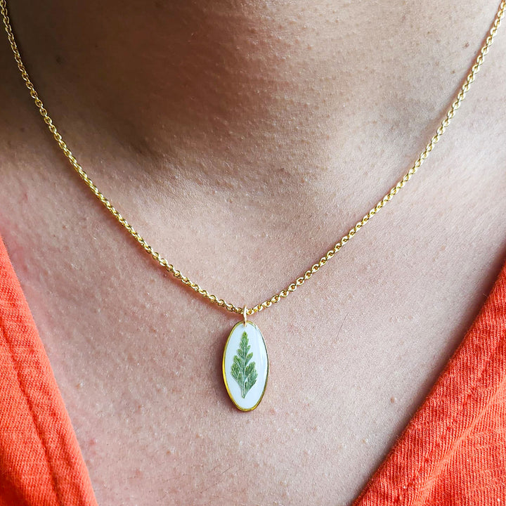 Handmade Pressed Flower Art Green Leaf Resin Necklace