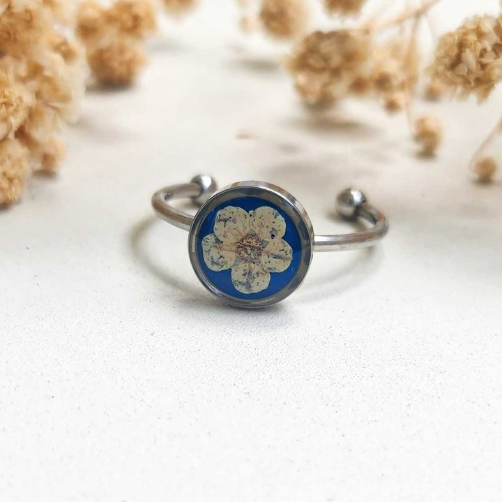 Handmade Pressed Flower Art Blue And White Resin Ring With Origami Ring Box