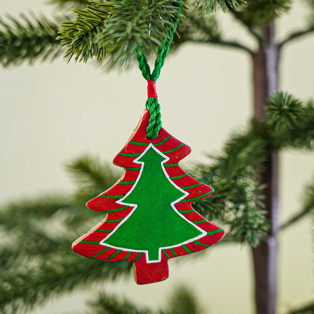 Handmade Green Terracotta Ornaments For Christmas Tree Decoration