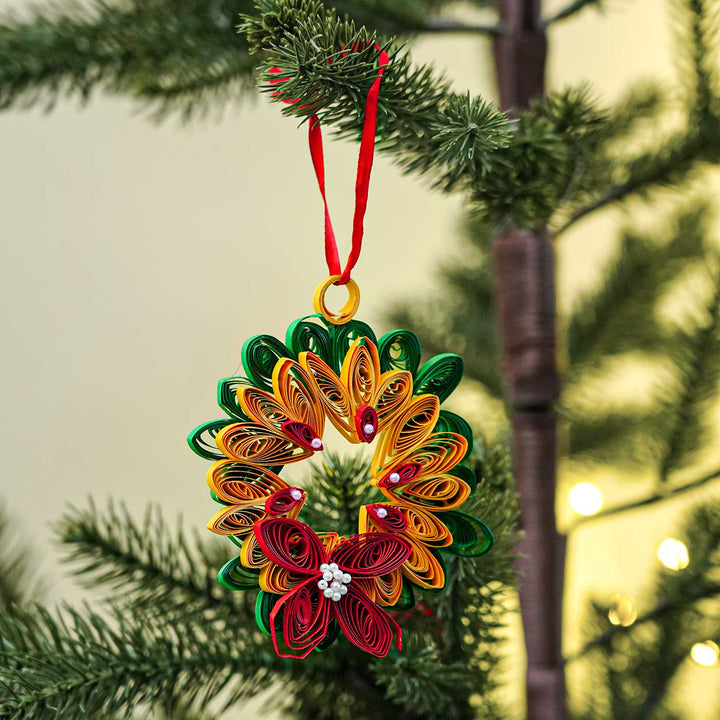 Handmade Mini Wreath Paper Quilling Ornament For Christmas Tree Decoration