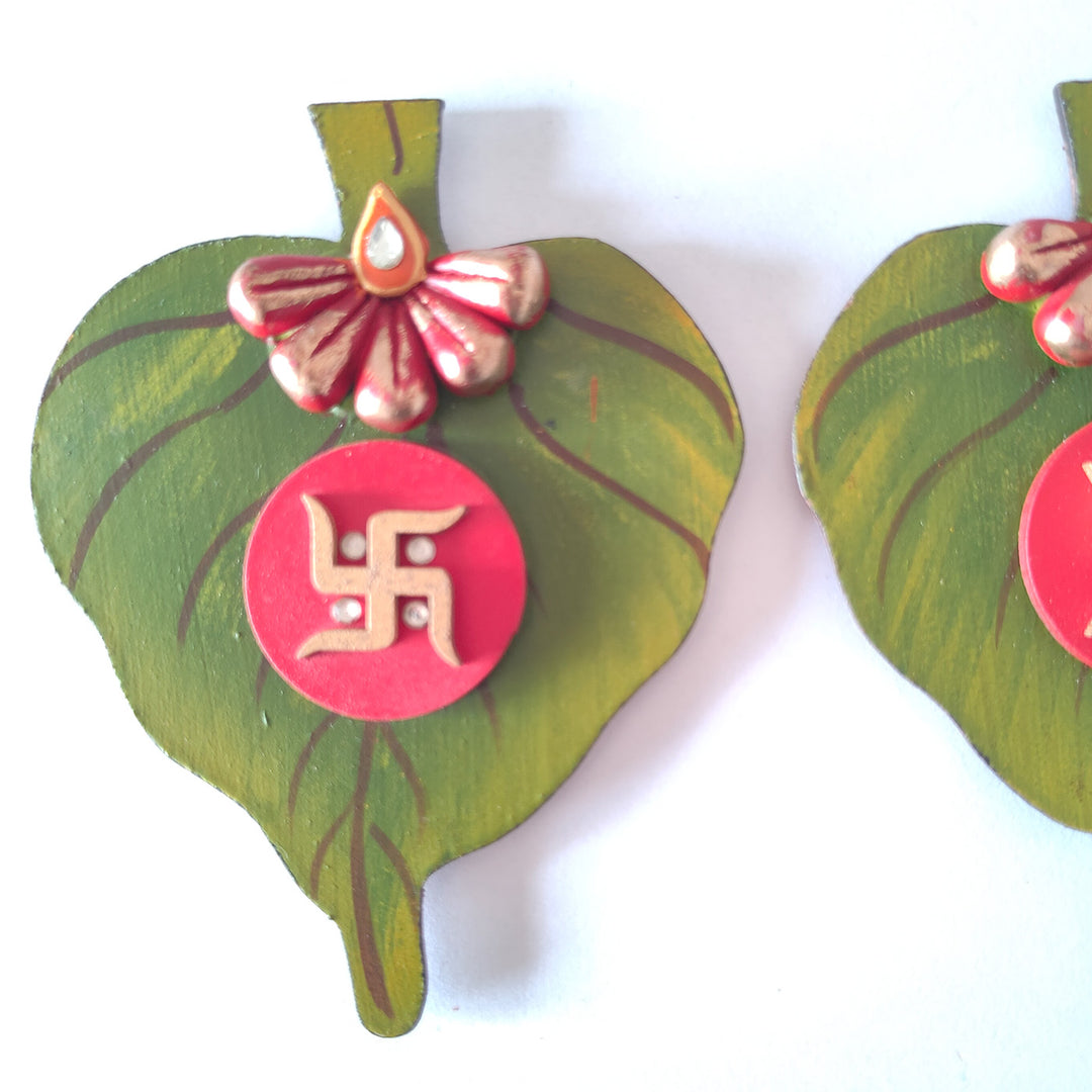 Set Of 2 | "Asopalav Saathiya" Handcrafted Mango Leaf Paper Mache Wall Decor For Festive Decoration