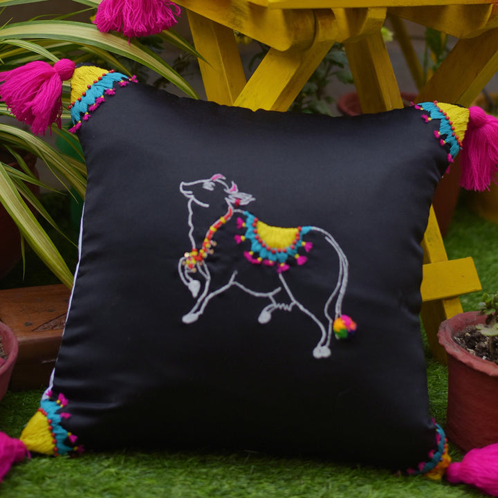 Pichwai Cow Cotton Cushion Cover