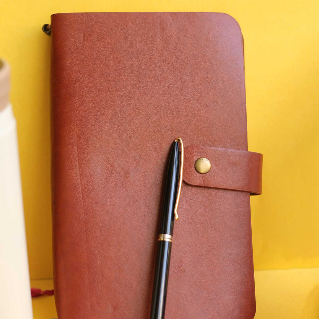 Leather Journal & Thermas Bottle Festive Gift Hamper