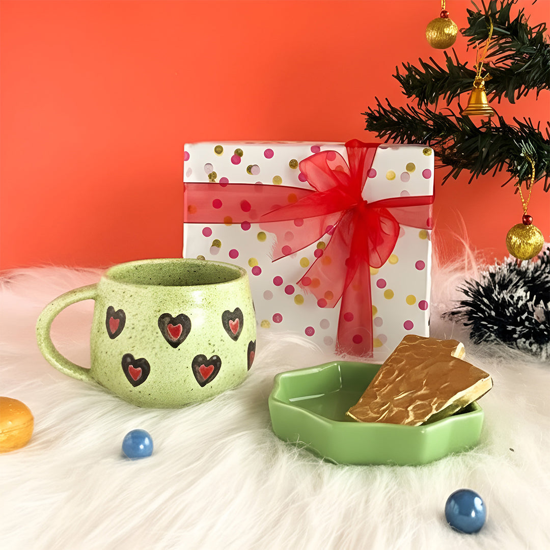 Handmade Ceramic Xmas Hamper | Includes 1 Coffee Mug, 1 Platter, 2 Chocolates, 1 Gift Box