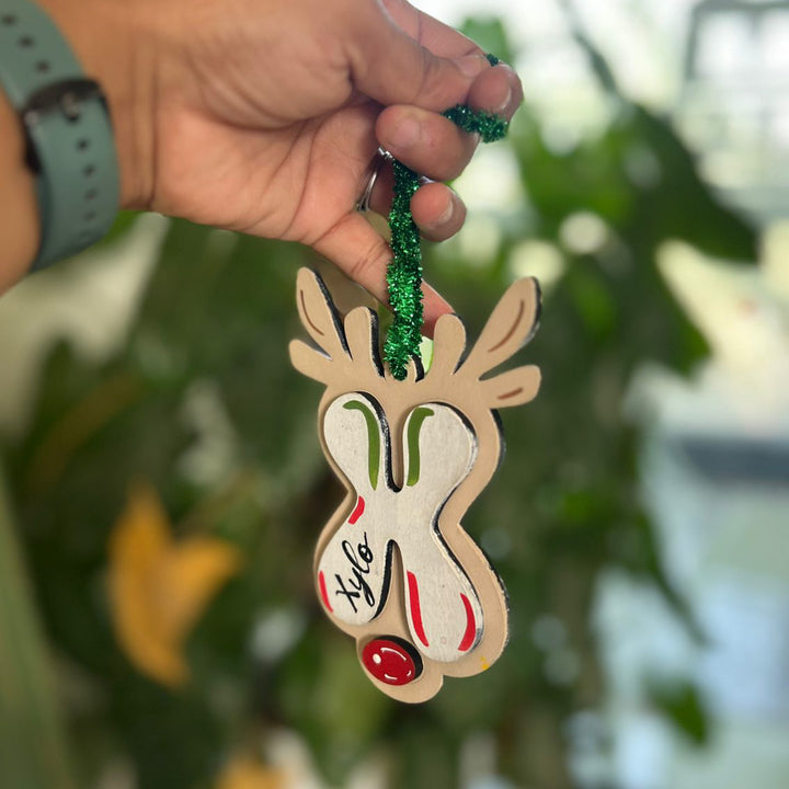 Personalized Hand-Painted Reindeer Wooden Ornament For Christmas Decoration
