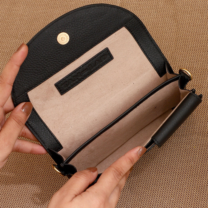 Personalized Black Becky Leather Wallet With Sling