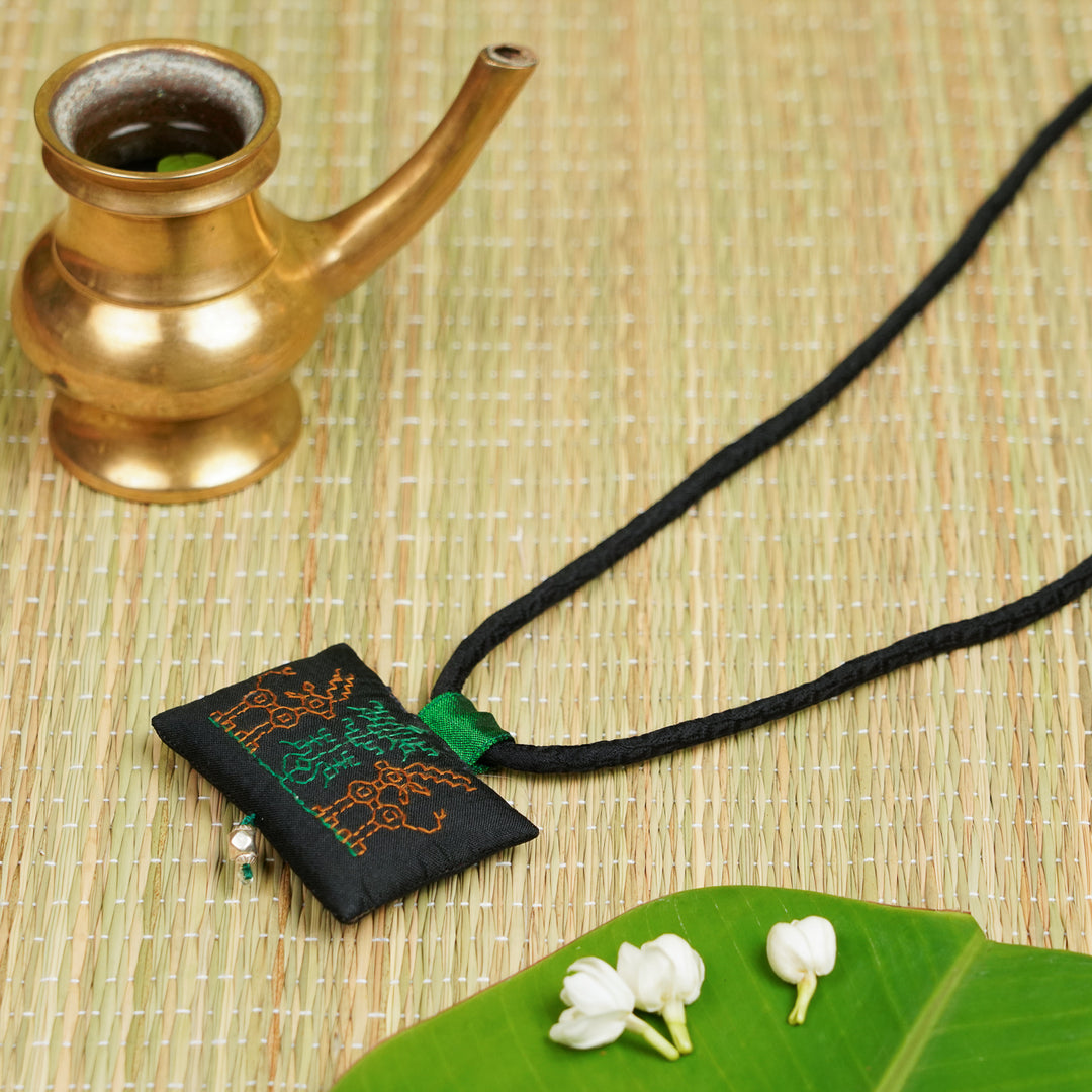 Handmade Kasuti Abharan Dancing Deer Khunn Fabric Necklace With Silver Tawiz