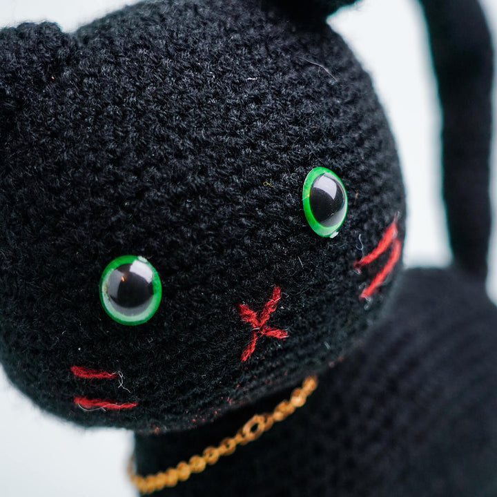 Customised Knitting and Crochet Cat