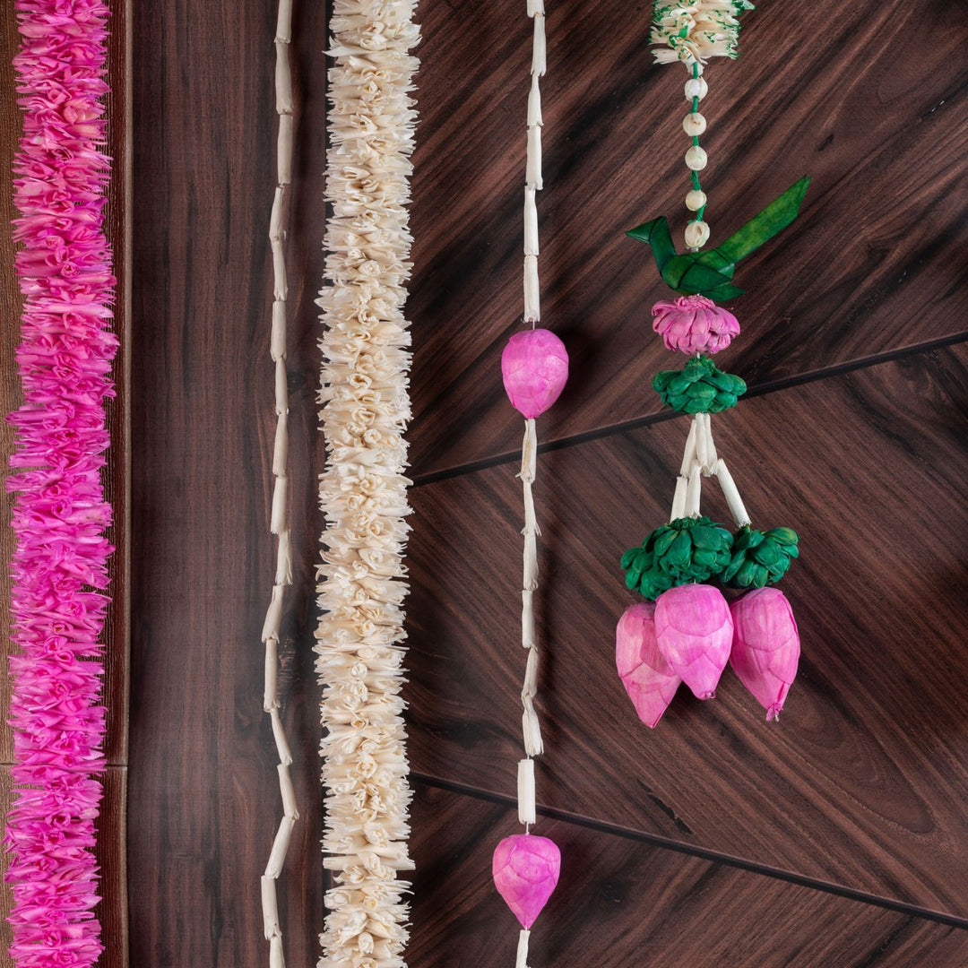 Solawood Rajnigandha Floral Festive Hangings