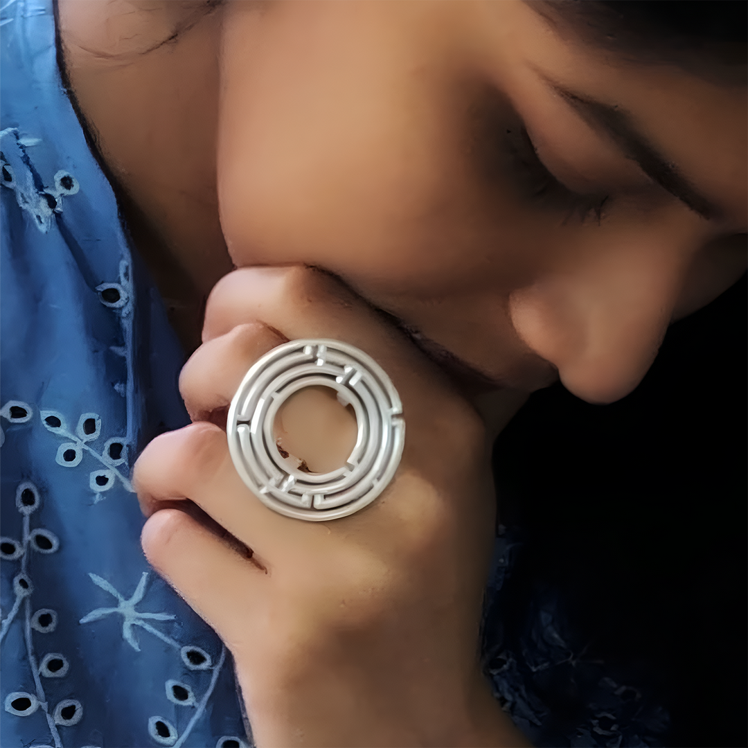 Handmade Contemporary Maze Design Silver Ring