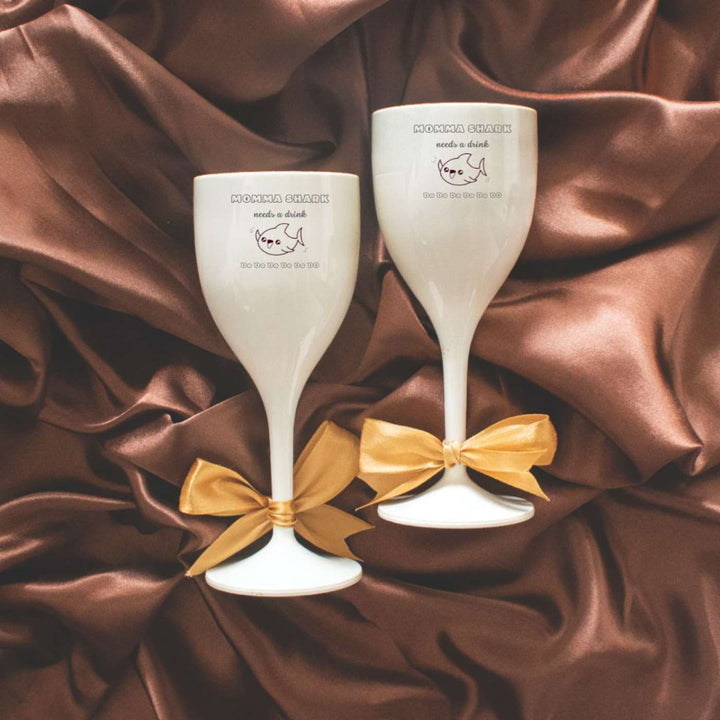 Handmade Engraved Momma Shark Polycarbonate Wine Glass For Mothers
