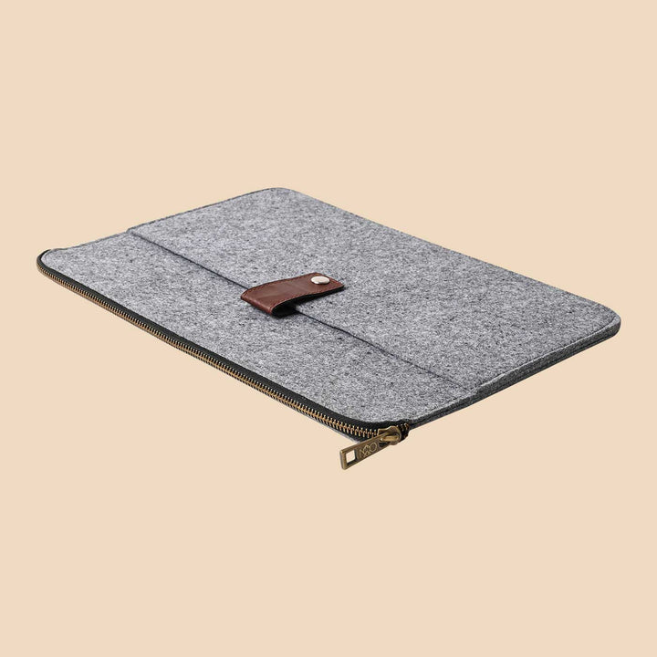 Eco-felt & Vegan Leather Laptop Sleeve