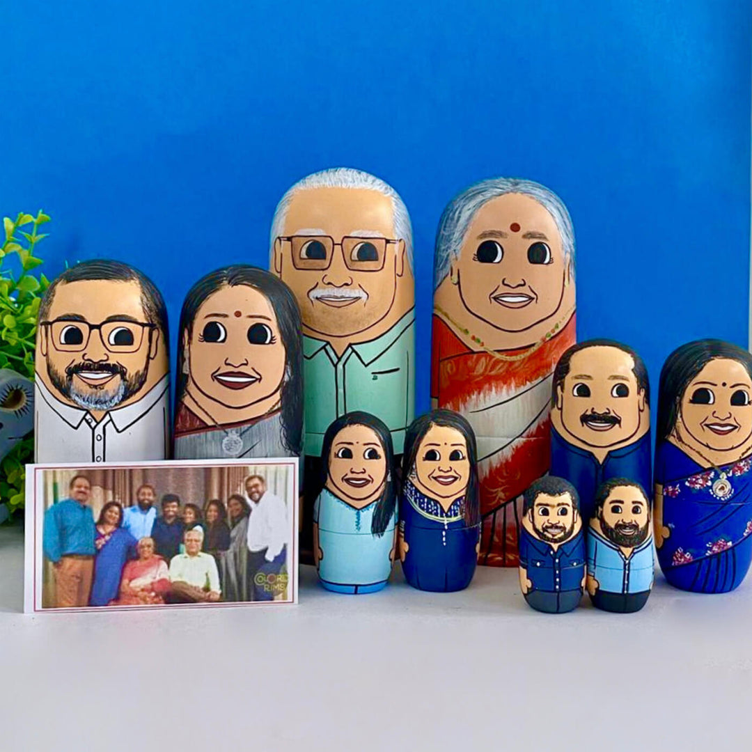 Personalized Nesting Dolls for Large Families