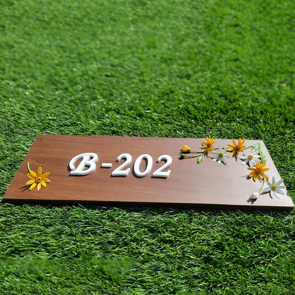 Handcrafted Personalized Daisy Wooden Rectangle Nameplate - Zwende