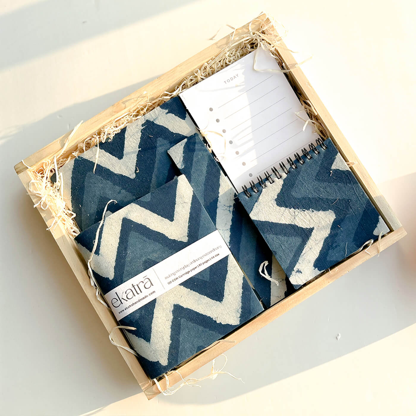 Buy Eco-friendly All-in-One Handcrafted Stationary Hamper Online On Zwende