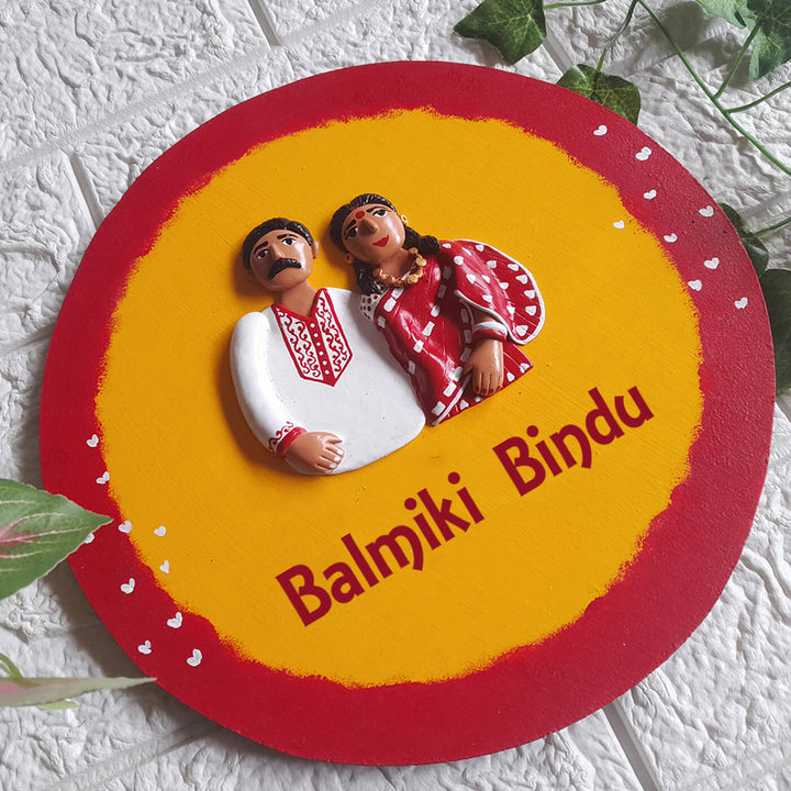 Handcrafted Personalised Couple Nameplate With Clay Figurines