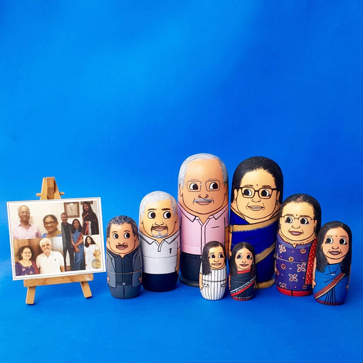 Personalized Nesting Dolls for Large Families