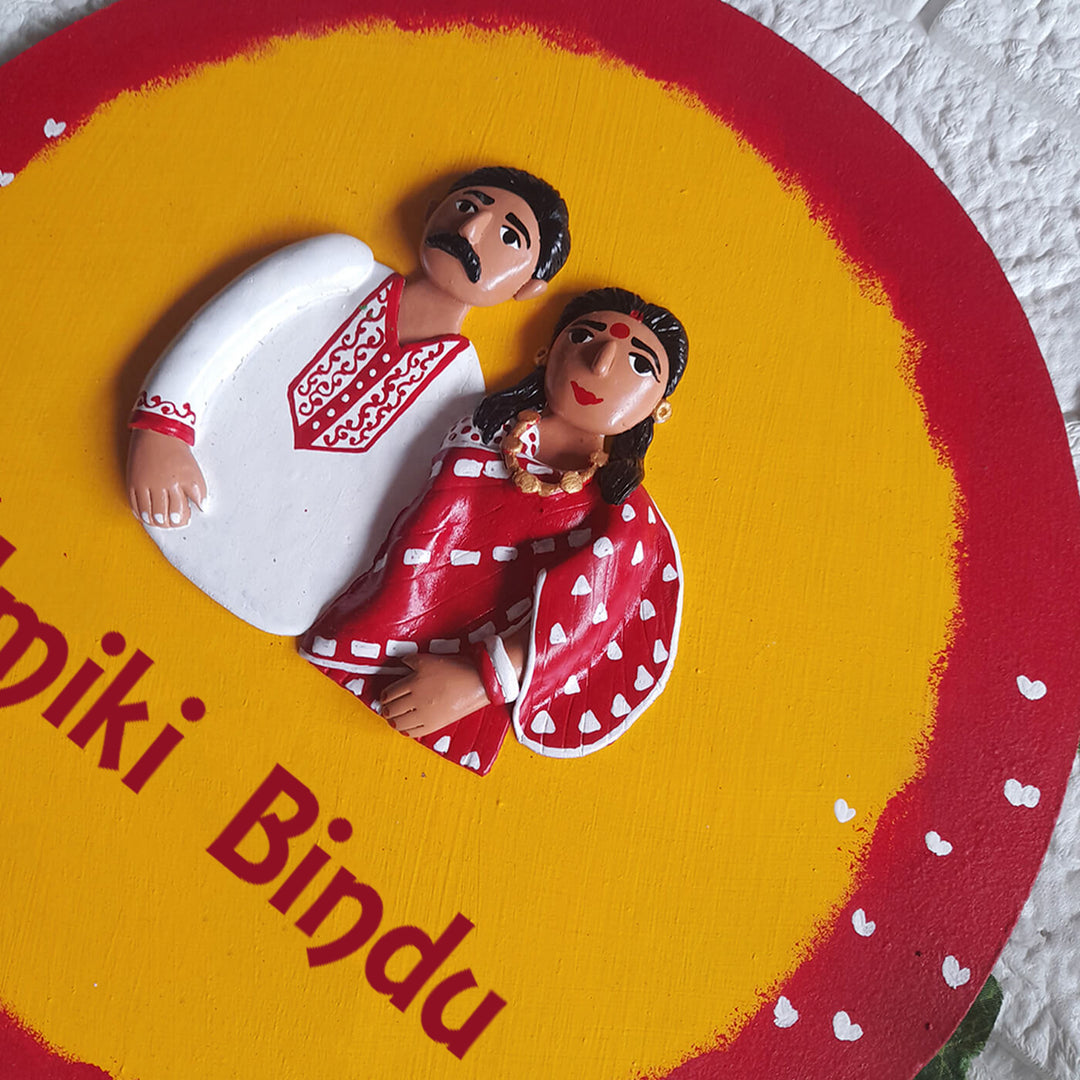 Handcrafted Personalised Couple Nameplate With Clay Figurines