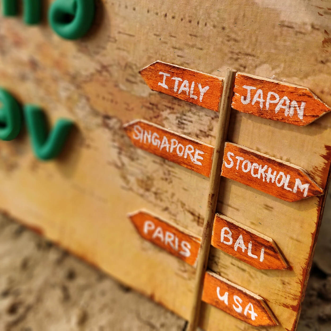 Handcrafted Personalized Clay Caricature Nameplate For Couples