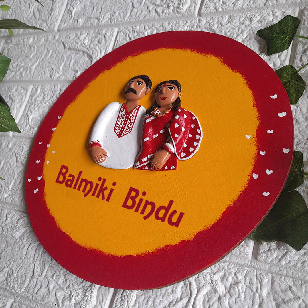 Handcrafted Personalised Couple Nameplate With Clay Figurines