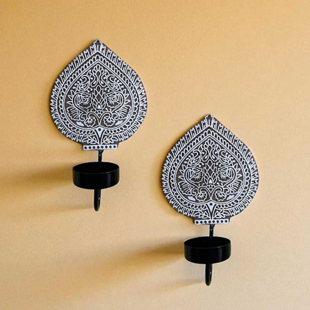 Set Of 2 | Handmade Block Printed Pan Leaf Design Wooden Tealight Holder