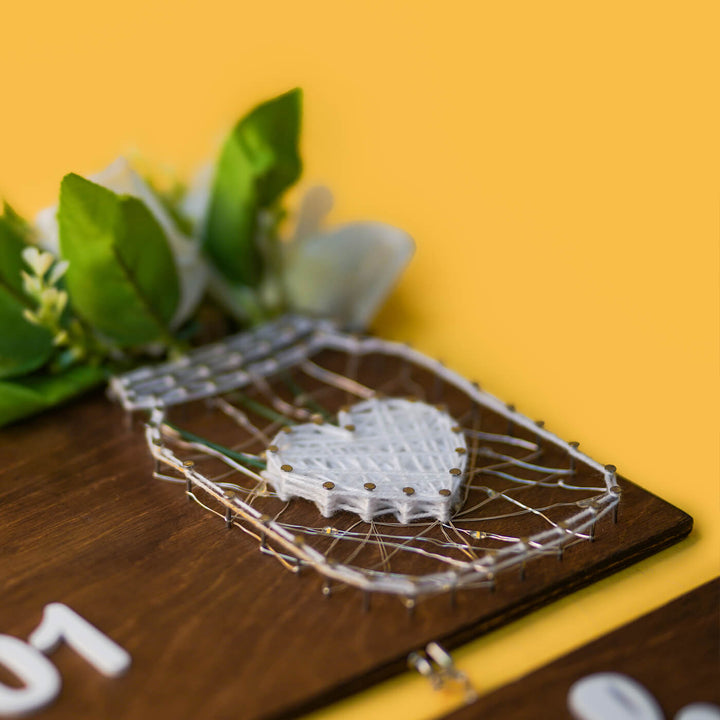 String Art Mason Jar Nameplate - White Flowers