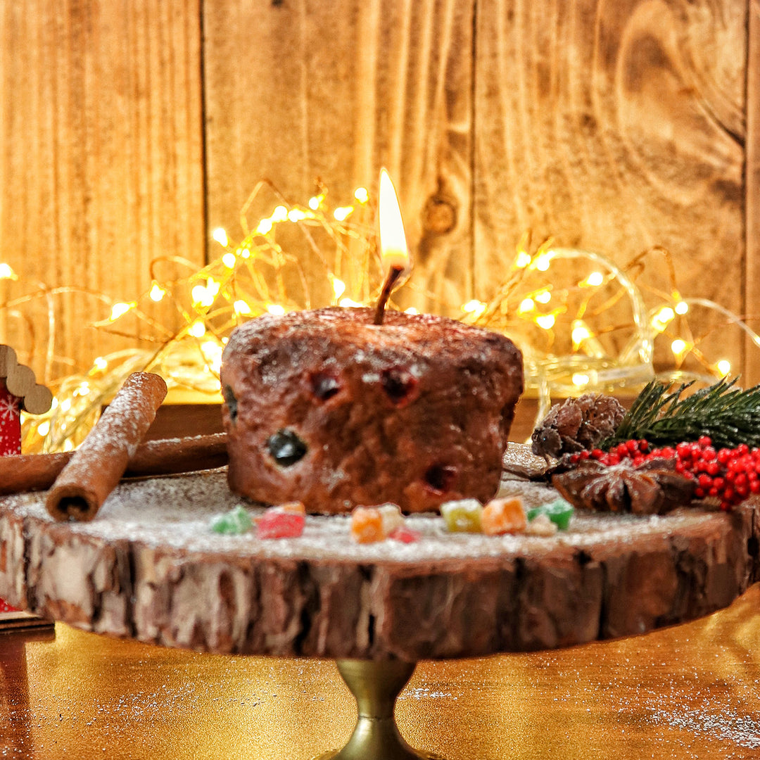 Handmade Realistic Plum Cake Soy Wax Candle For Christmas Decoration