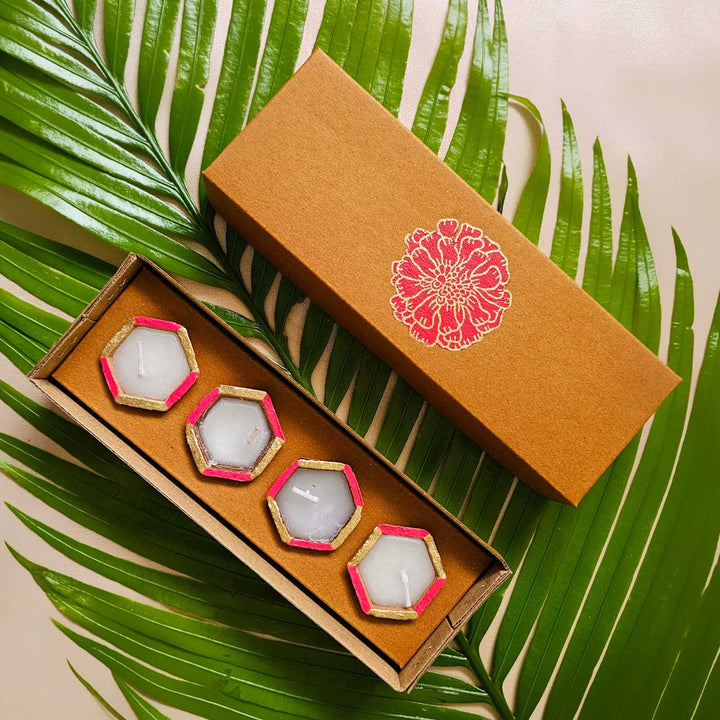 Handmade Lotus Classic Gift Hamper | Includes 1 Table Runner, 6 Table Mats, 4 Diyas, 4 Tealight Holders, 4 Battery Operated Tealights And 1 Gift Box