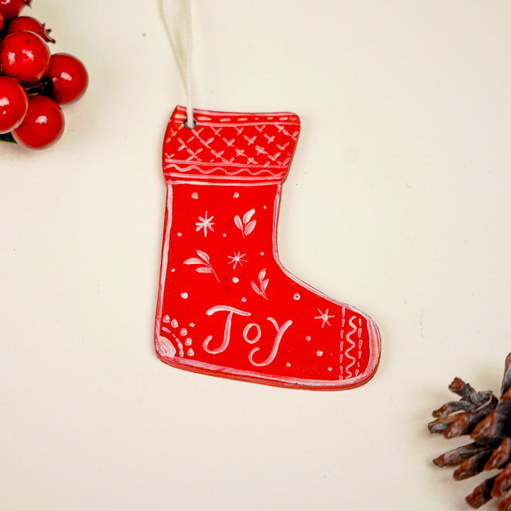 4 Pc | Handpainted Crimson Minis Red Folk MDF Ornament Set