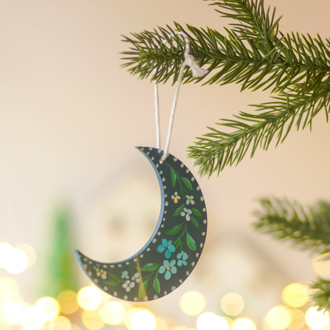 9 Pc | Handpained Nordic Noel Blue Folk Art MDF Ornament Set