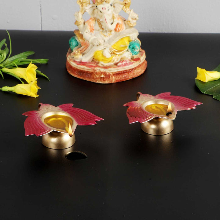 Set of 10 | Handmade Red Lotus Oil Lamp / Diya
