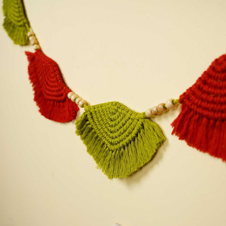 Handcrafted Shell Pattern Macrame Door Toran