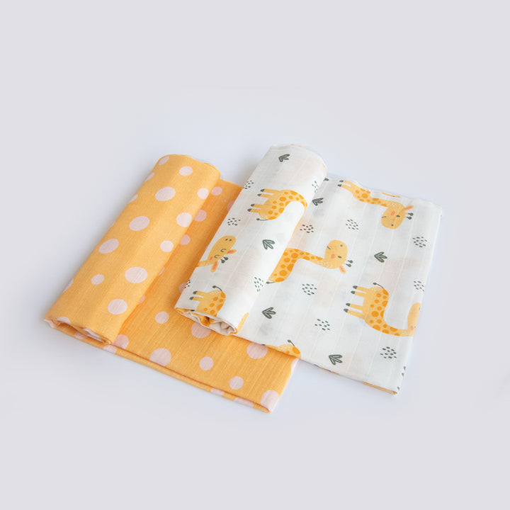 2 Pc | Personalized Baby Giraffe & Cute Polka Muslin Swaddle Set | 0-4 Years