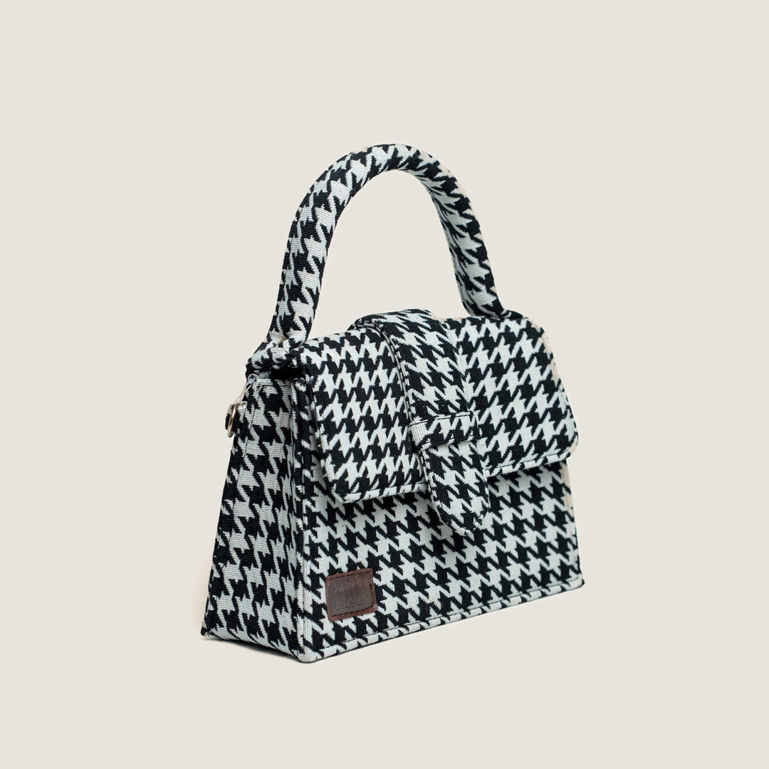 Saaz Jacquard Medium Chiq Bag